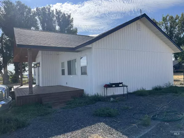 Buhl, ID 83328,3851 N 1400 East