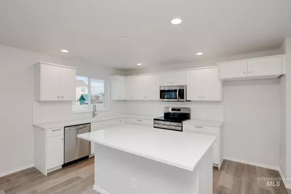 Kuna, ID 83634,1493 N Green Emerald Way