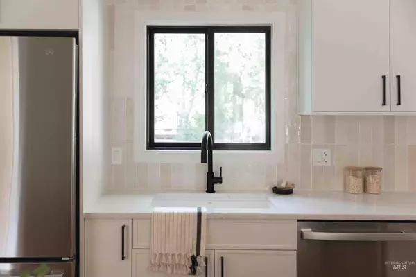 Hailey, ID 83333,241 Pocahontas Dr