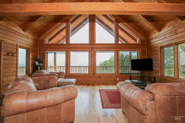 Vale, OR 97918,1642 Barlow Road