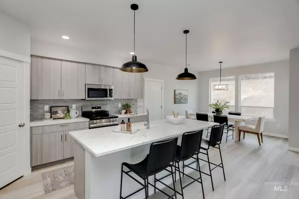 Meridian, ID 83642,2083 S Grand Fork Way