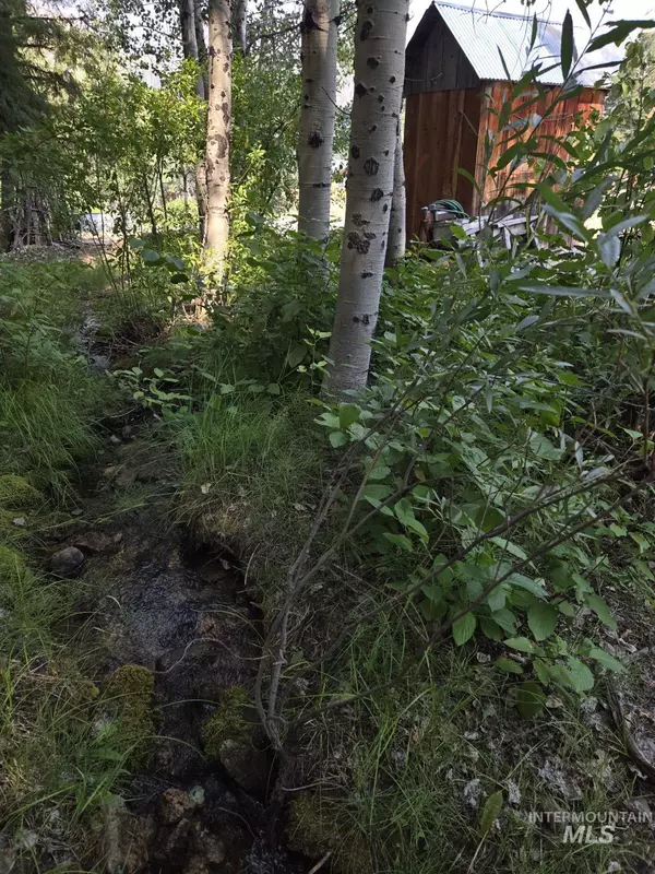 Atlanta, ID 83716,17 W Main St