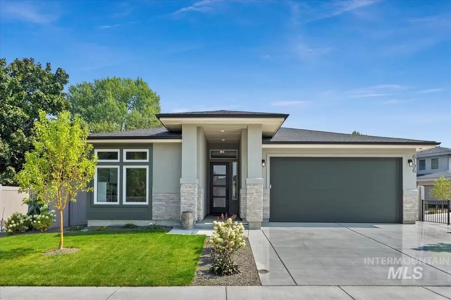 6196 N Duncan Lane, Garden City, ID 83714