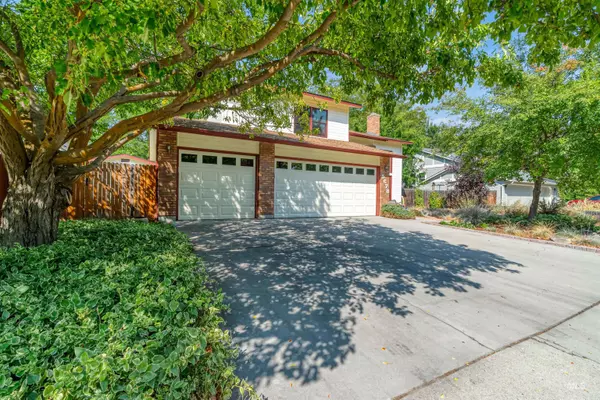 Boise, ID 83703,5678 W Gate House Ct