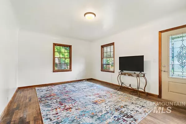 Weiser, ID 83672,555 W Court Street