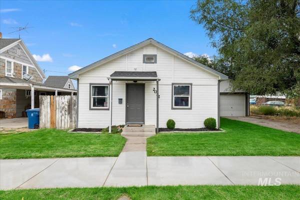 2012 S 3rd St., Nampa, ID 83651