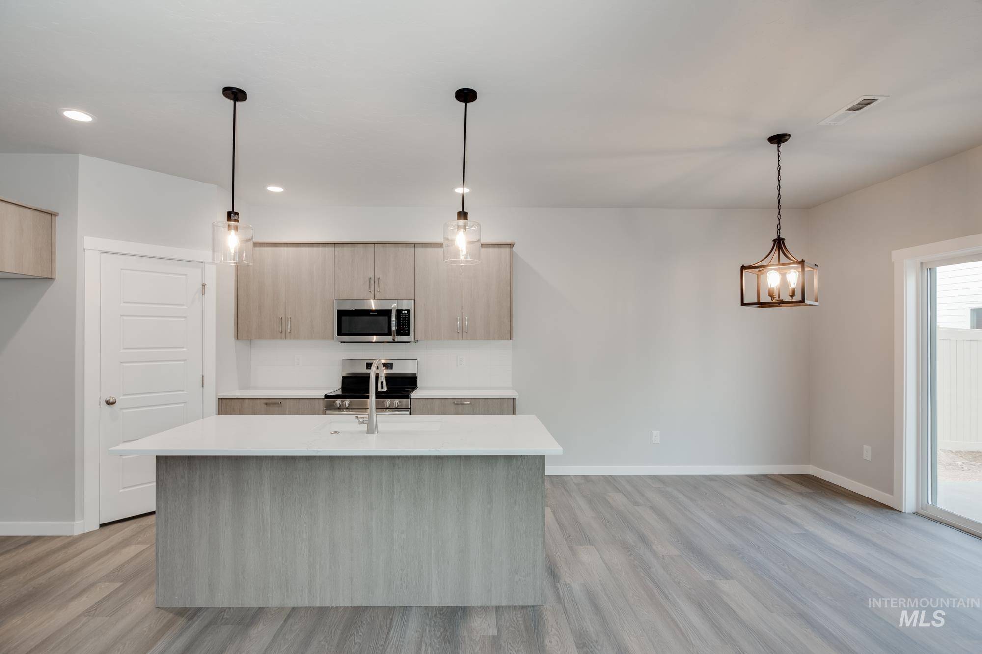 Meridian, ID 83642,2097 S Saltbrush Way