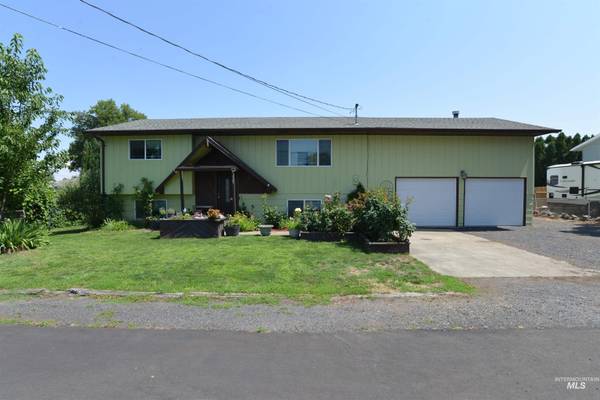 3325 5th Street G, Lewiston, ID 83501