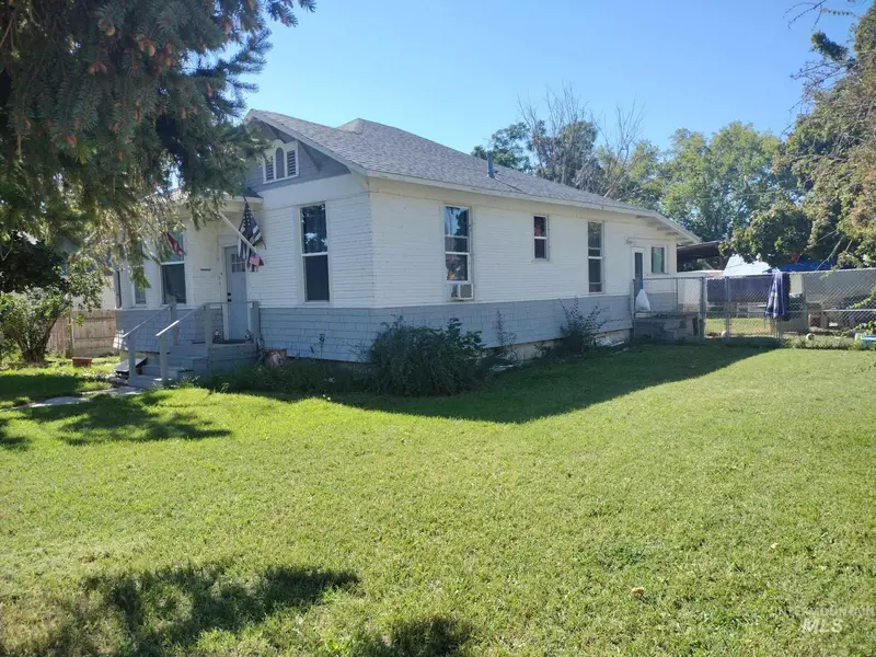 611 N 5th, Parma, ID 83660