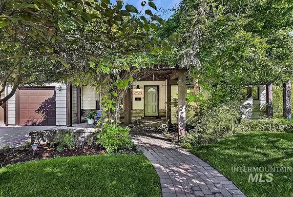 3430 W Wood Acres Dr, Boise, ID 83705