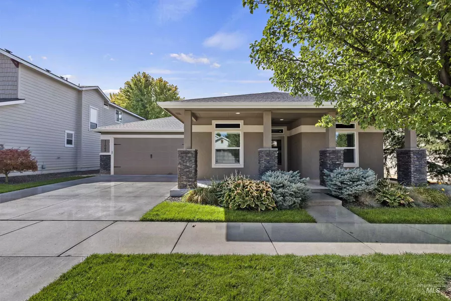 11065 W Napia St, Boise, ID 83709-8008