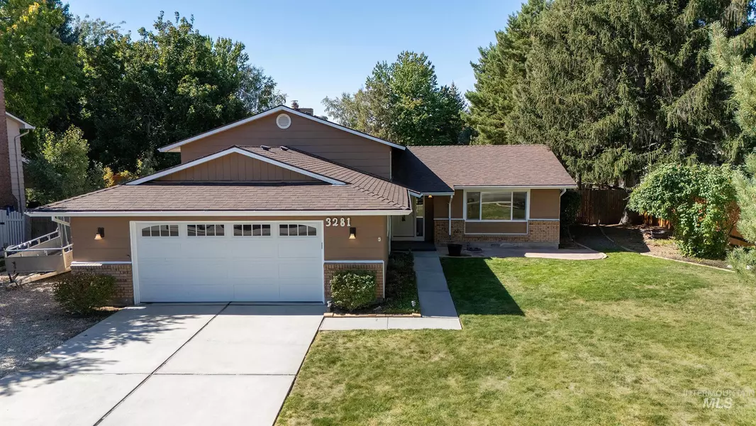 3281 S Ithaca, Boise, ID 83709