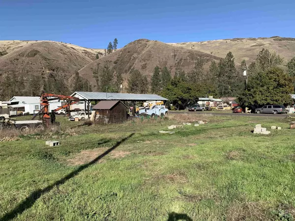 Kooskia, ID 83539,520 & 526 Ping St.