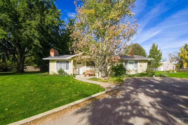 feature image of Discover Your Equestrian Paradise in Boise: A Dream Home Awaits