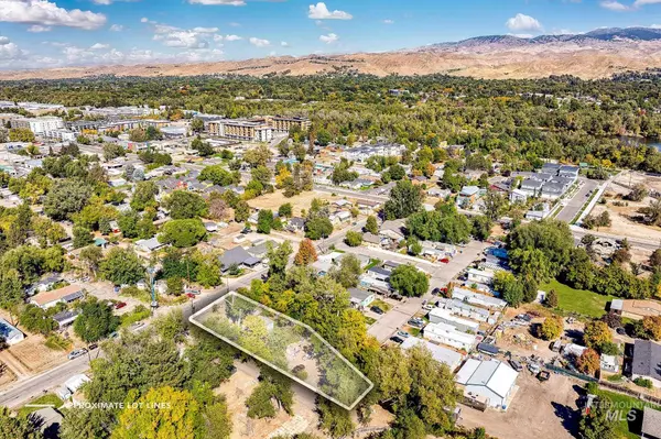 Garden City, ID 83714-6460,215 E 39th St & 3872 Zinnia St