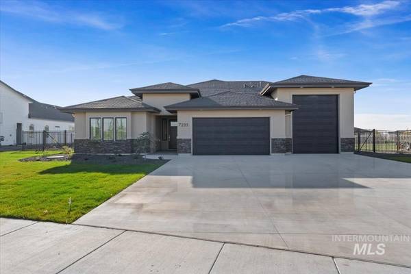 7233 E Osprey Estates Dr, Nampa, ID 83686