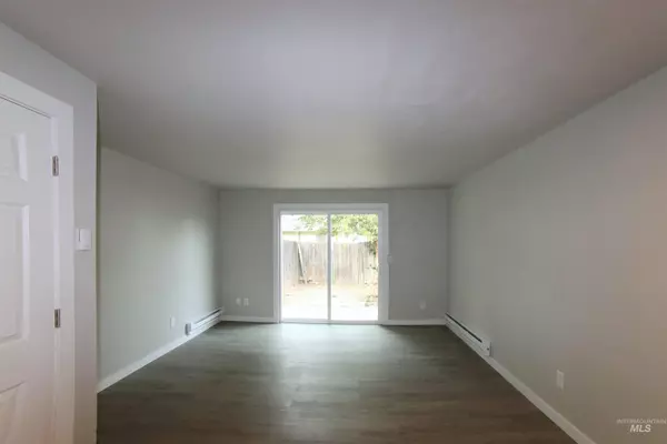 Caldwell, ID 83605,2427 Cherry St