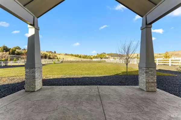 Boise, ID 83714,8446 W Red Deer Court