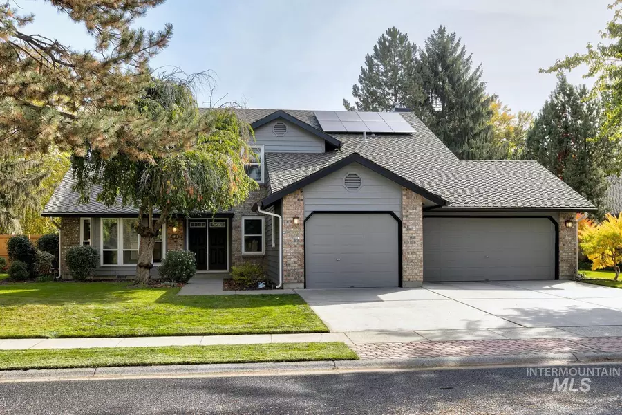 4852 N Riverine Pl, Garden City, ID 83714