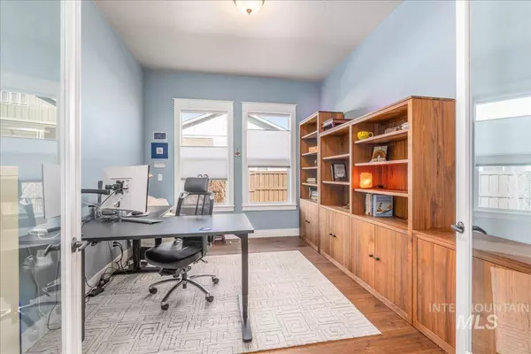 Garden City, ID 83714-2020,11480 N Barn Owl Way