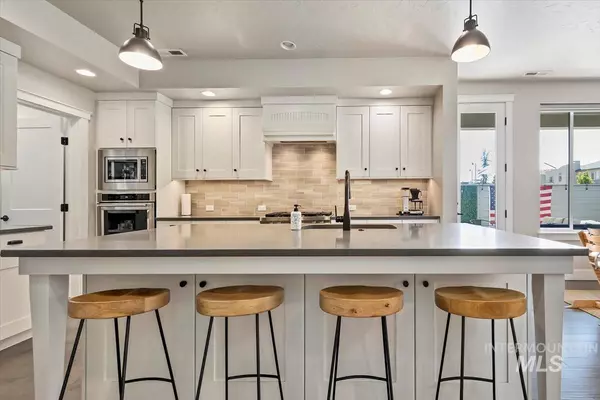 Boise, ID 83716,4252 E Parkcenter