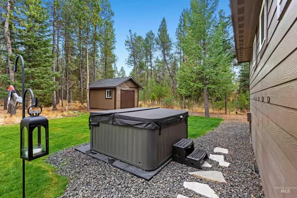 Donnelly, ID 83615,13090 Crane Shore Dr