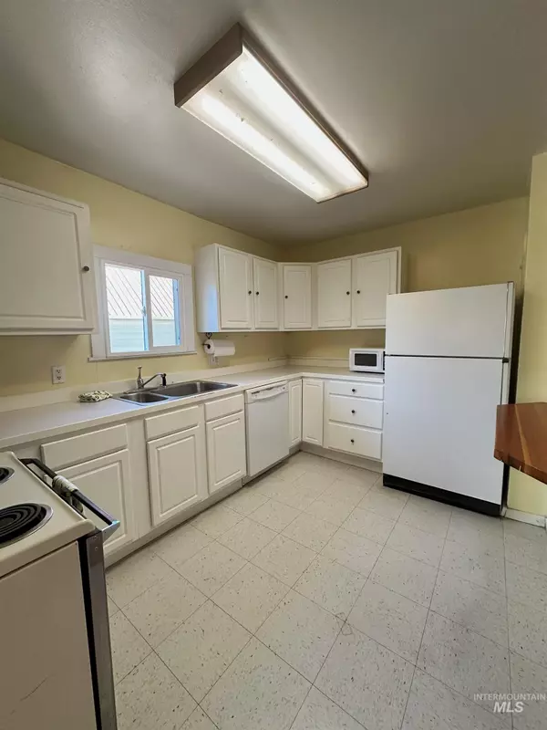 Fairfield, ID 83327,224 E Camas Avenue