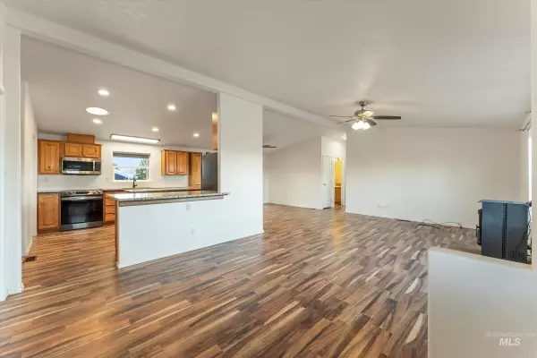 Mountain Home, ID 83647-6395,19345 N Del Norte Pl