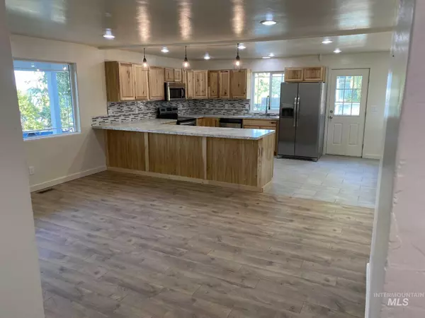 Murtaugh, ID 83344,302 Boyd St E