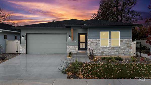 1737 E Grayson, Meridian, ID 83702