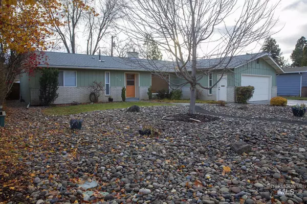 1213 E 7th, Moscow, ID 83843