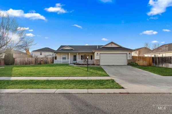 17565 N Parkdale, Nampa, ID 83687