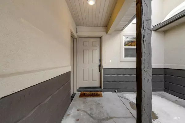 Mccall, ID 83638,317 N Mission St