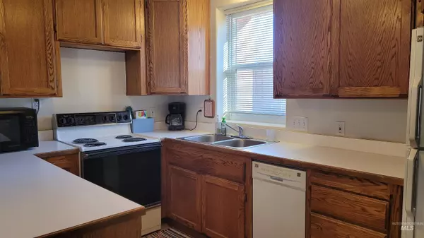 Burley, ID 83318,1501 Miller