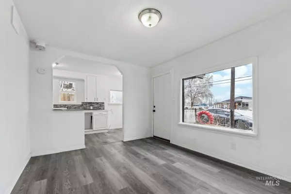 Payette, ID 83661-0000,827 8th Ave N.