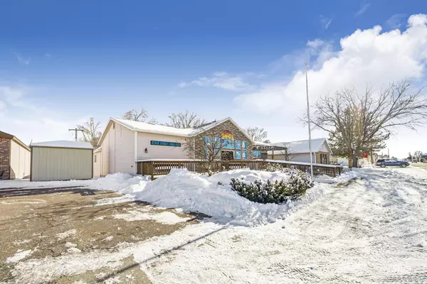 Hagerman, ID 83332,231 N State St