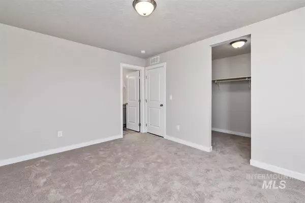 Nampa, ID 83687,17567 Mason Ridge Way