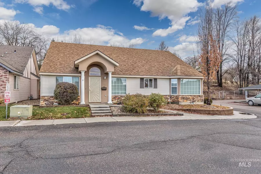 120 Country Lane Loop, Payette, ID 83661-2668