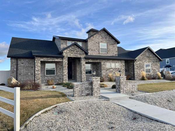 3825 Gary Cir, Hansen, ID 83334-5500