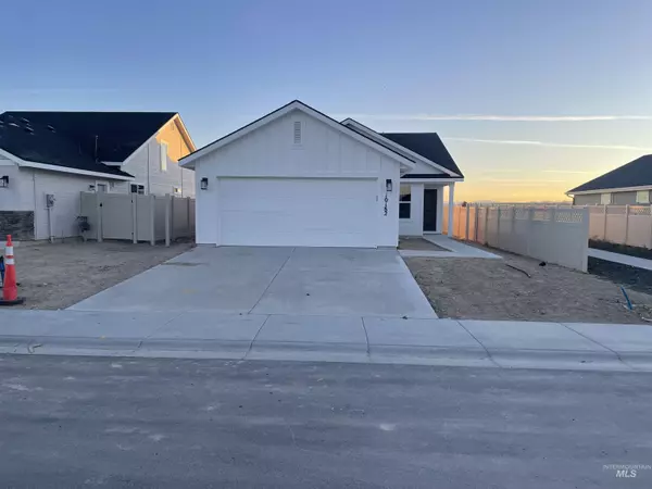 10182 Longtail Dr, Nampa, ID 83687