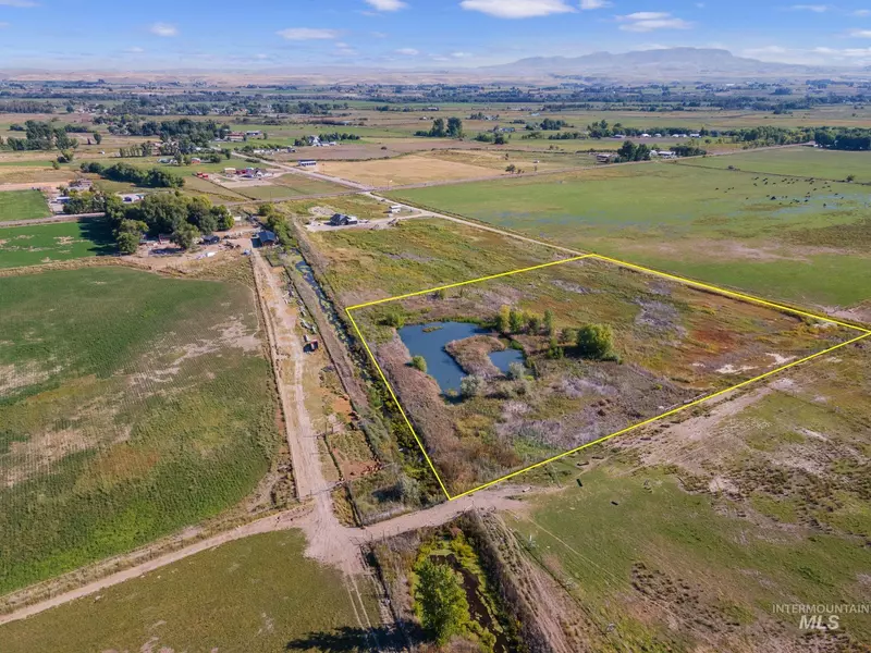 1051 Wapiti Lane, Emmett, ID 83617