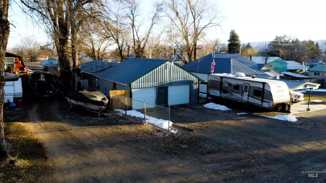 40 S 1st Street, Cambridge, ID 83610
