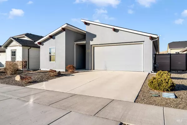 5558 W Song Sparrow St, Boise, ID 83714