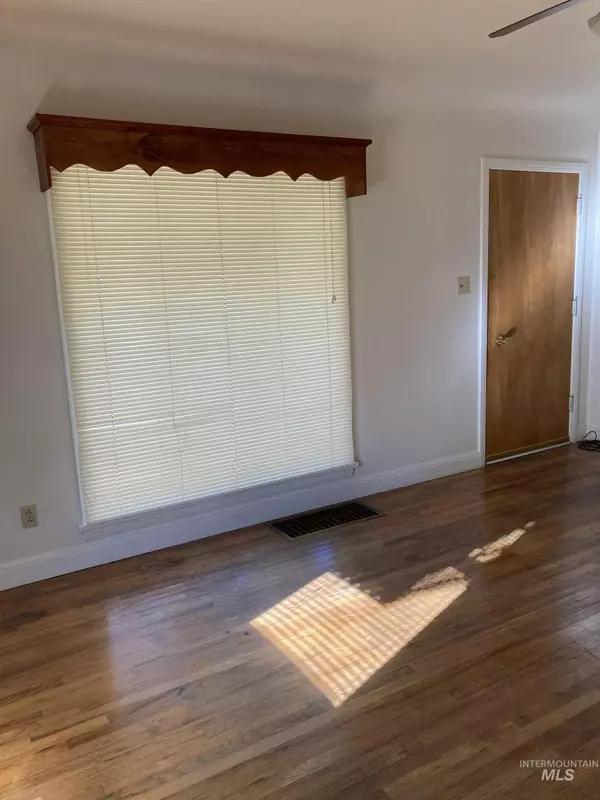 Twin Falls, ID 83301,136 Tyler