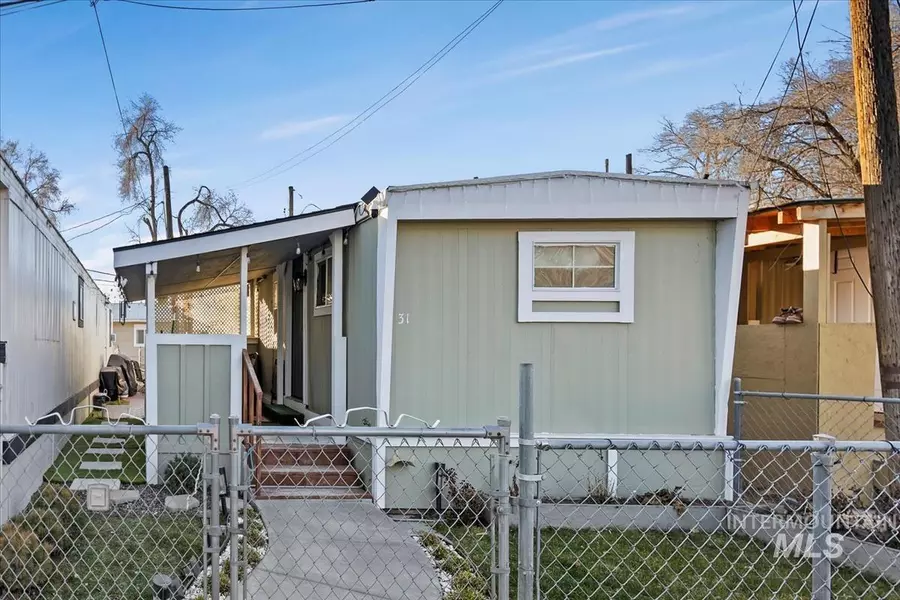 111 E Simplot Blvd, Caldwell, ID 83605