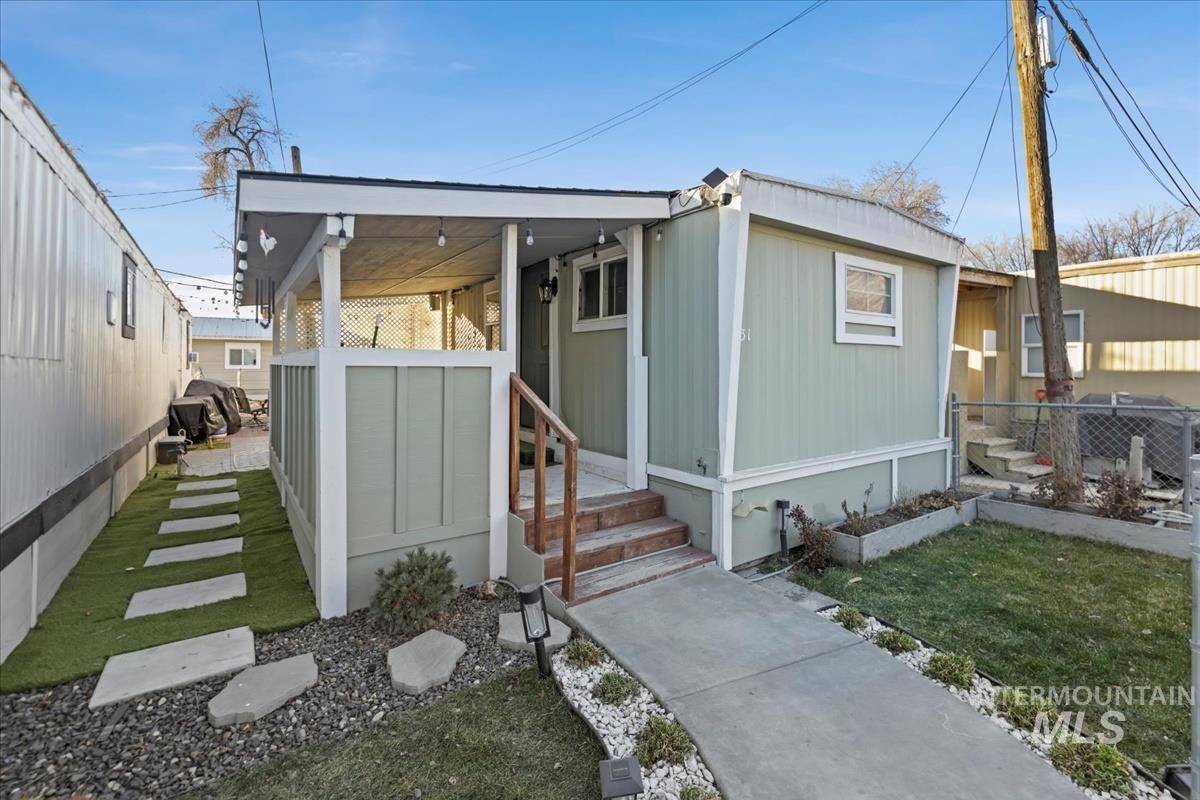 Caldwell, ID 83605,111 E Simplot Blvd
