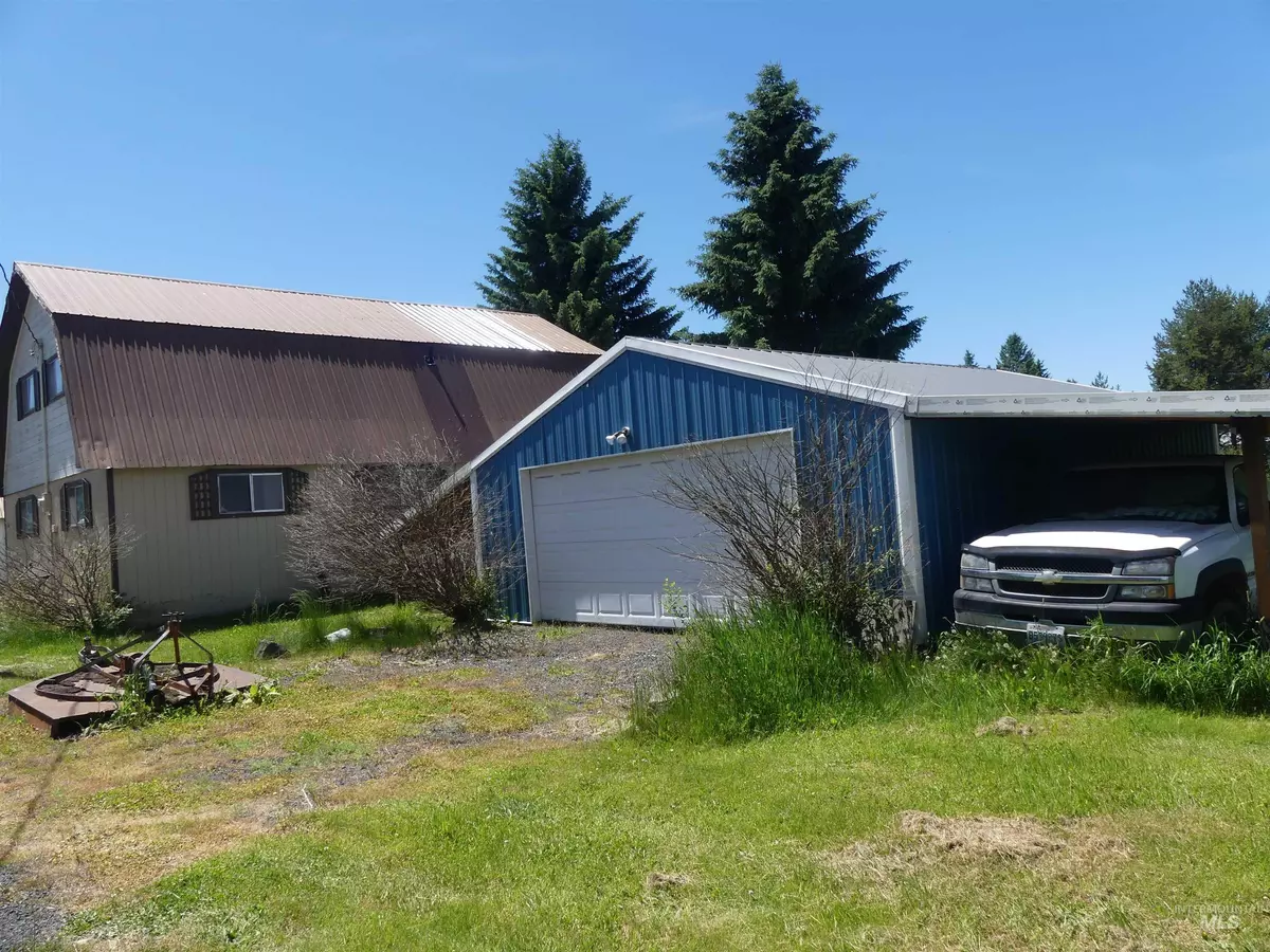 Weippe, ID 83553,307 Ford St