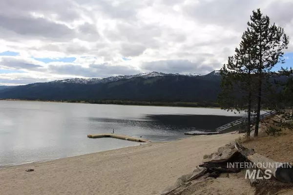 Donnelly, ID 83615,252 Beverly Rd