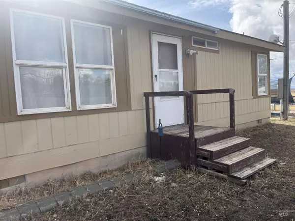 Hansen, ID 83334,664 1st Street E