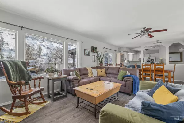 Juliaetta, ID 83535,506 Water St.